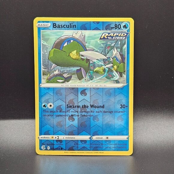 Pokemon TCG -  Basculin [Reverse Holo] - 070/264 - Fusion Strike - Common - MP - Picture 3 of 4